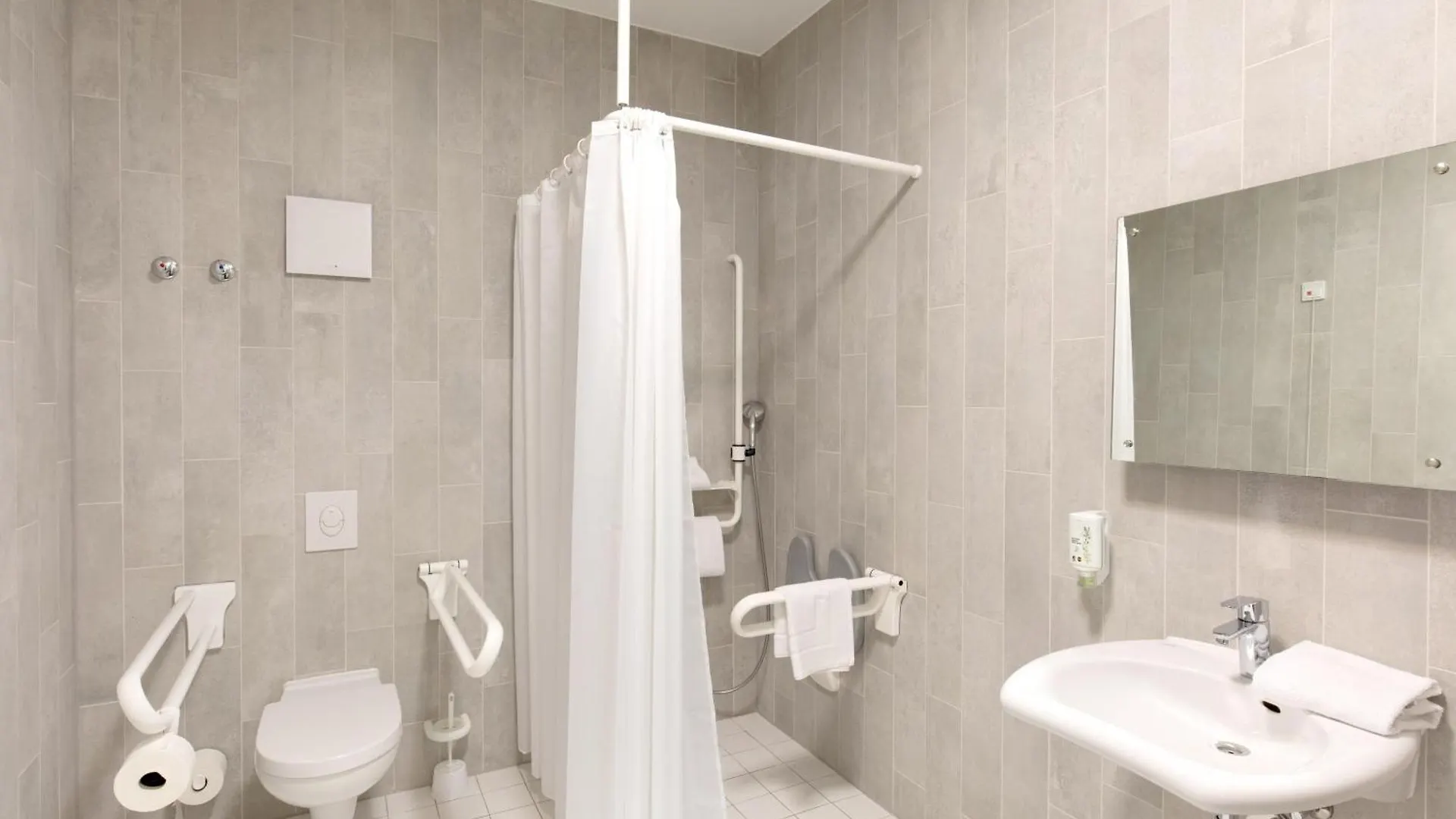 B&B Hotel Hamburg-Harburg 3*, Hamburg