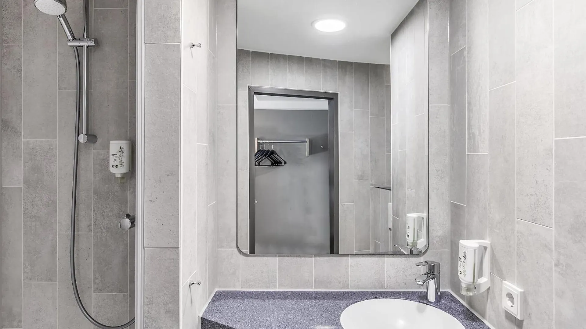 B&B Hotel Hamburg-Harburg 3*, Hamburgo Alemania